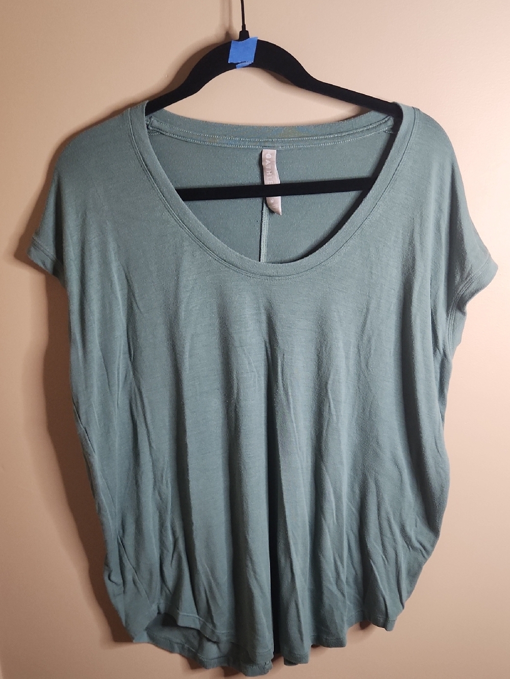 Athleta Cloudlight Stratus Tee in Aqua. Size M.  #444861
